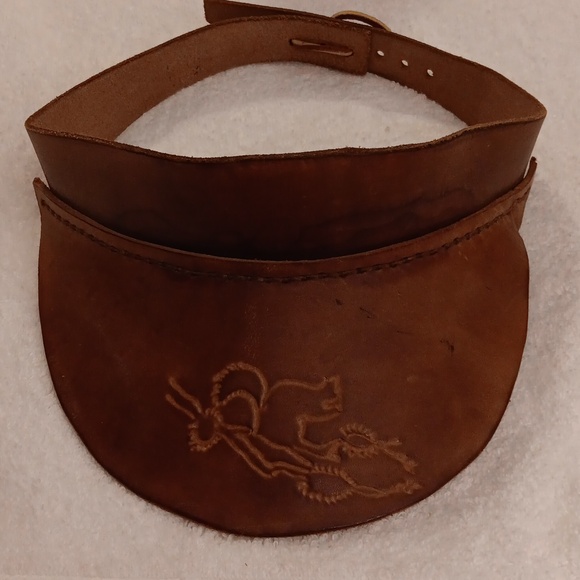 VINTAGE Tooled Leather Visor (Pre-Loved) - Picture 5 of 10